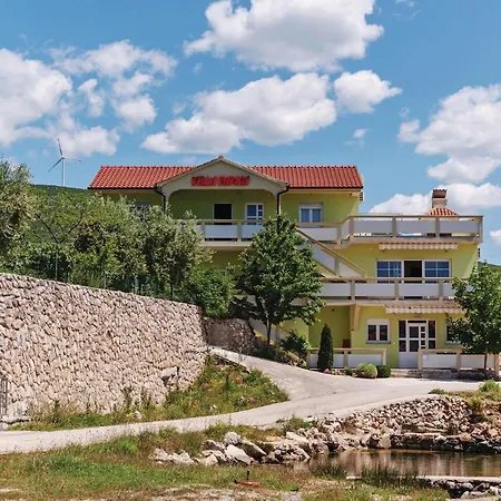 Apartamento Cozy In Ribnica-krusevo With Kitchen Anić